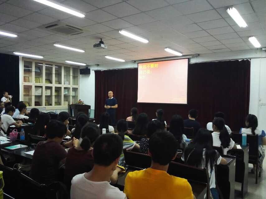 QQ图片20151117082224-08144586767.jpg QQ图片20151117082224-08144586767.jpg