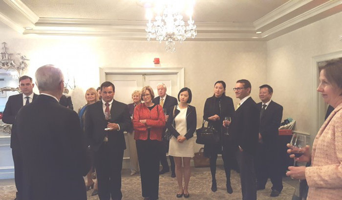 10-11072240872.jpg 10-11072240872.jpg